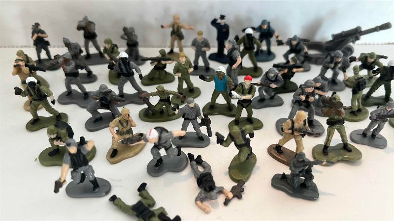 Photo 1 of MICRO MILITARY/ARMY MEN