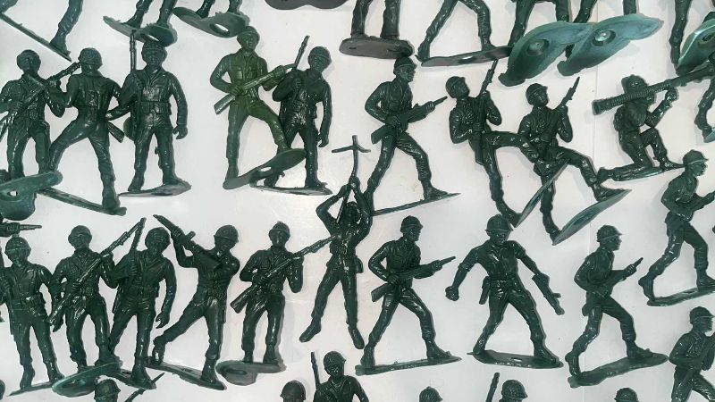Photo 1 of VINTAGE LOUIS MARX TOYS 1970 WWII UNITED STATES ARMY MEN