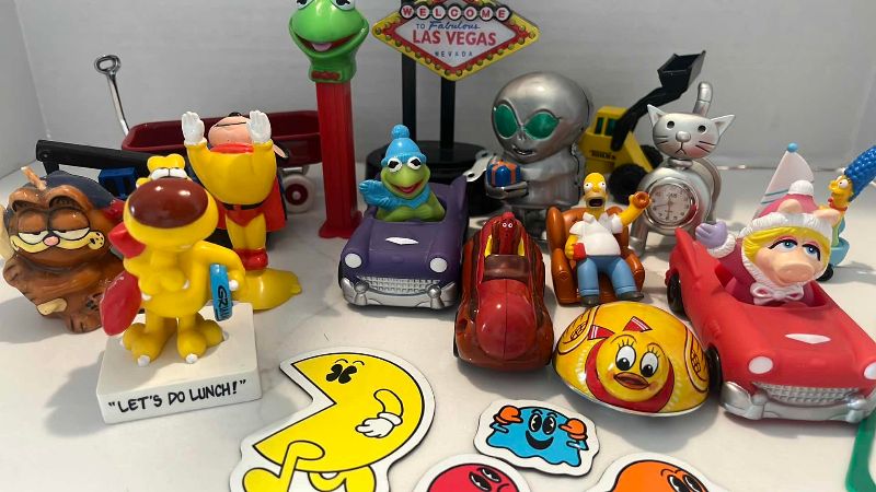 Photo 1 of MISCELLANEOUS TOYS