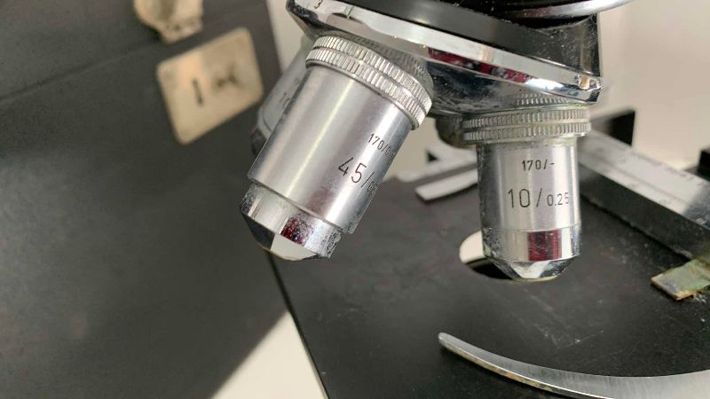 Photo 1 of VINTAGE ERNST LEITZ MICROSCOPE WITH CASE AND ACCESSORIES