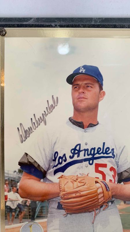 Photo 1 of MLB BASEBALL LOS ANGELES DODGERS DON DRYSDALE AUTHENTICATED AUTOGRAPH BY FIELD OF DREAMS