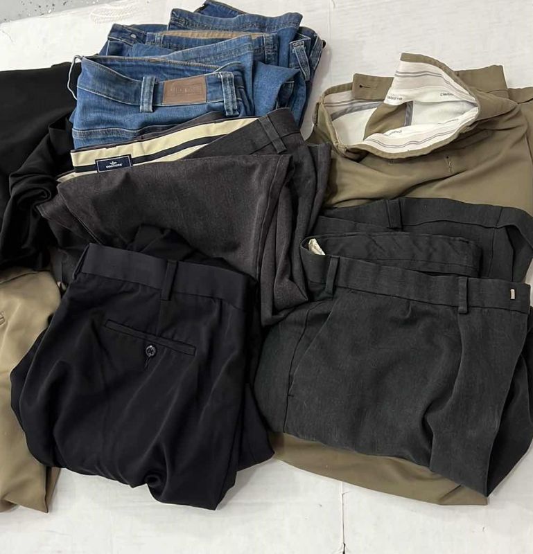 Photo 1 of SIZE 40 MEN'S PANTS