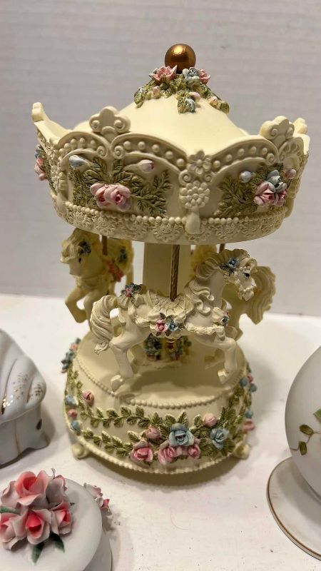 Photo 1 of VINTAGE HORSE CAROUSEL & PORCELAIN VASE DECOR