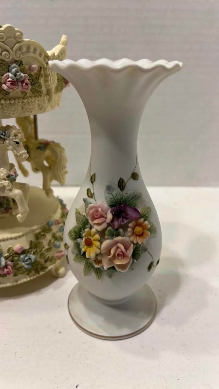 Photo 1 of VINTAGE HORSE CAROUSEL & PORCELAIN VASE DECOR