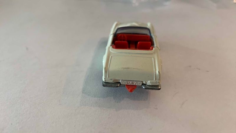 Photo 1 of VINTAGE MATCHBOX SERIES NO. 27 WHITE MERCEDES MADE IN ENGLAND