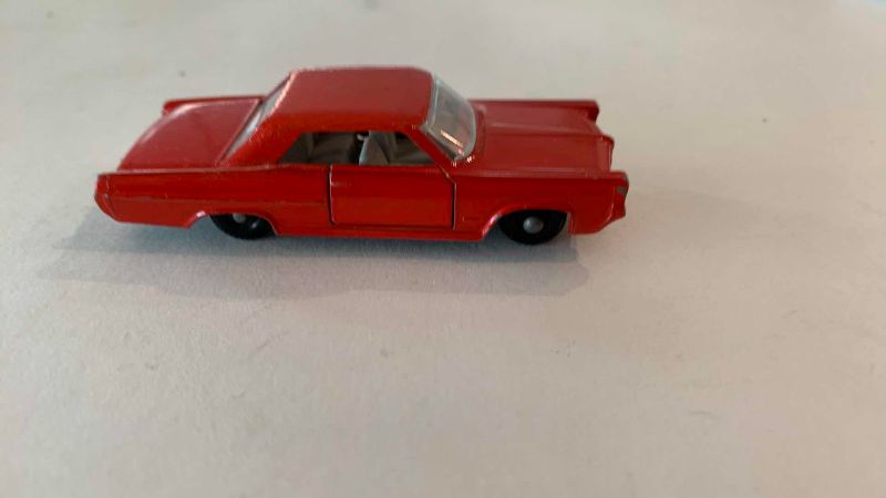 Photo 1 of VINTAGE MATCHBOX SERIES NO. 22 PONTIAC GP MADE IN ENGLAND