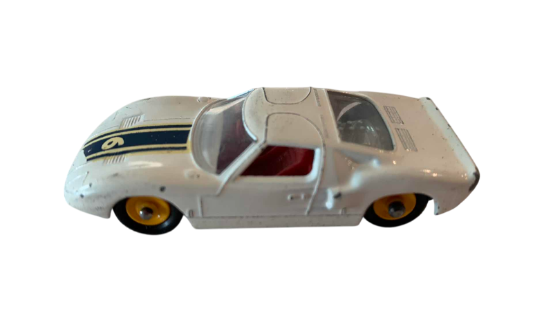 Photo 1 of VINTAGE MATCHBOX SERIES NO. 41 FORD GT MADE IN ENGLAND