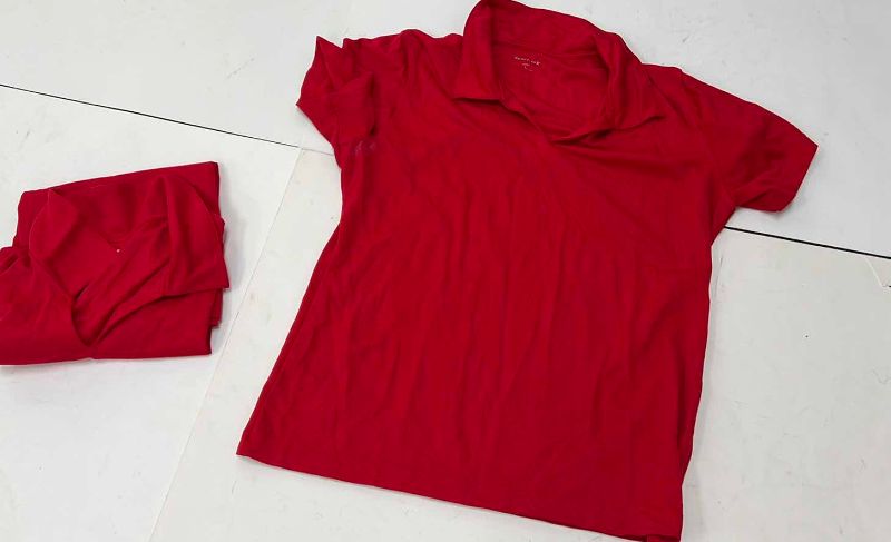Photo 1 of 2 LARGE LADIES RED SPORT-TEK