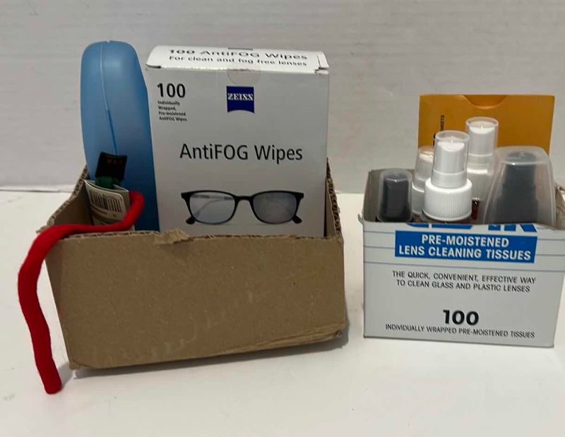 Photo 1 of ANTIFOG WIPES & LENS CLEANING TISSUES