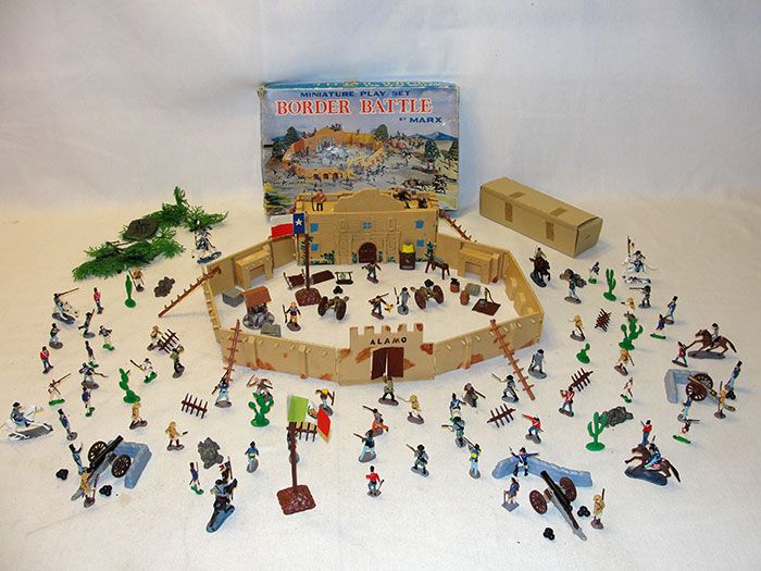 Photo 1 of VINTAGE MARX BORDER BATTLE MINIATURE PLAY SET GAME
