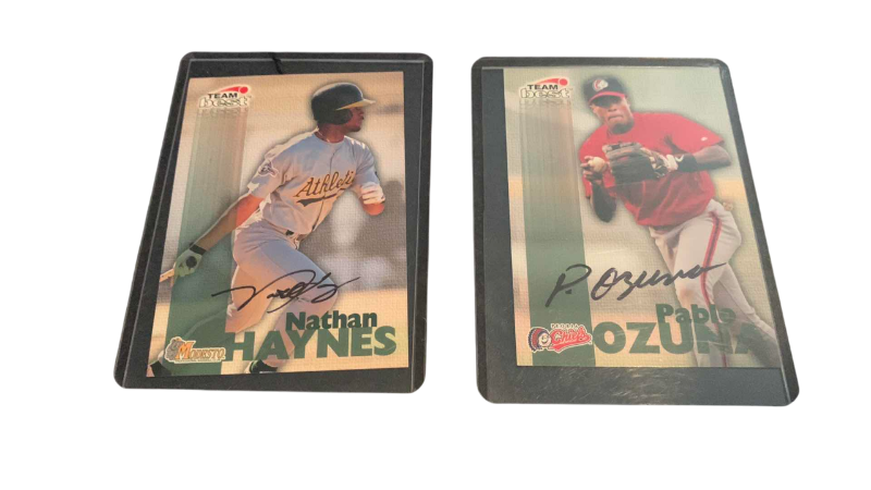 Photo 1 of 1999 MLB BASEBALL PABLO IZUNA AND NATHAN HAYNES AUTOGRAPHED CARDS