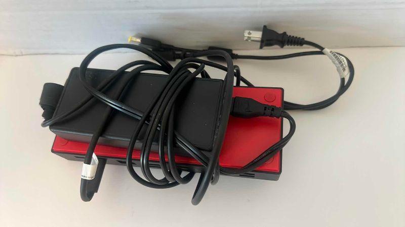 Photo 1 of THINKPAD USB-C AND USB-A LAPTOP DOCK
