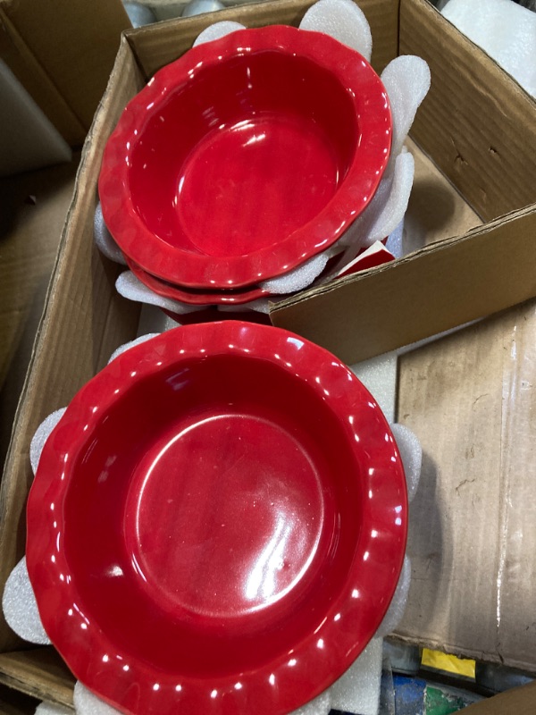 Photo 3 of *** 4 psc *** LE TAUCI Mini Pie Pans, 6.5 Inch Pie Plate Ceramic, 12 Ounce Pie Dish Ramekins, Individual Chicken Pot Pie, Ruffled Edge Bowls, Set of 6, Red