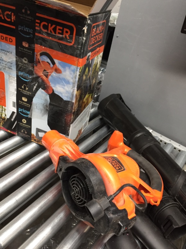 Photo 4 of BLACK+DECKER Leaf Blower & Leaf Vacuum, 3-in-1, 12-Amp, 250-MPH, 400-CFM (BV6000)