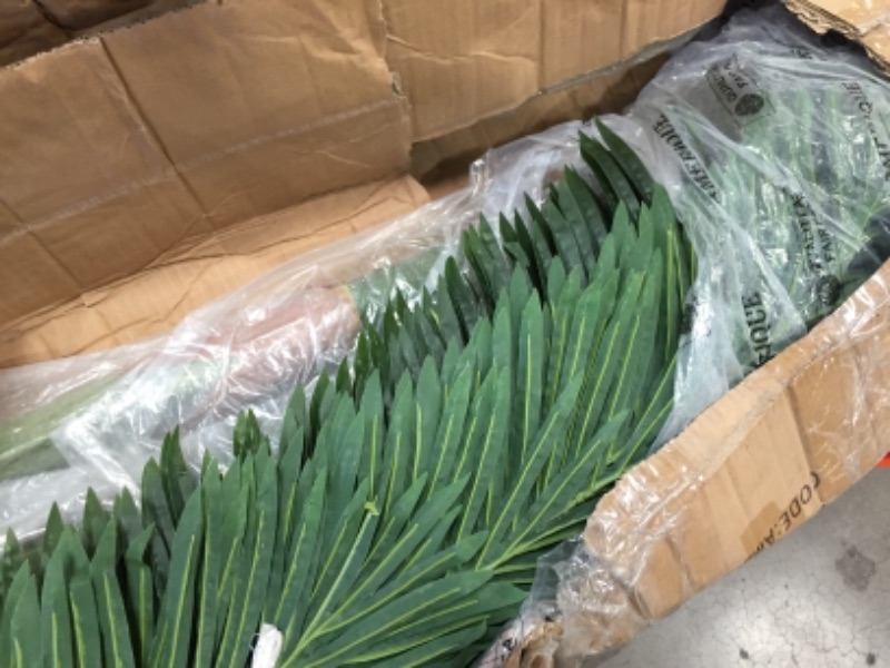 Photo 1 of 2 PCS AMERIQUE PREMIUM ARTIFICIAL TREE 6FT 