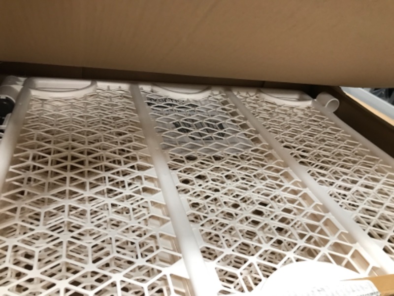 Photo 1 of Evenflo Versatile Play Space (Cream)