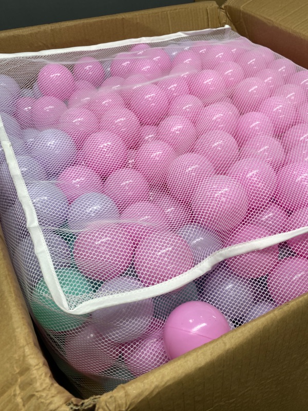 Photo 2 of Amazon Basics BPA Free Plastic Ball Pit Balls with Storage Bag, 1,000 ct (2.3” Diameter), Pastels
