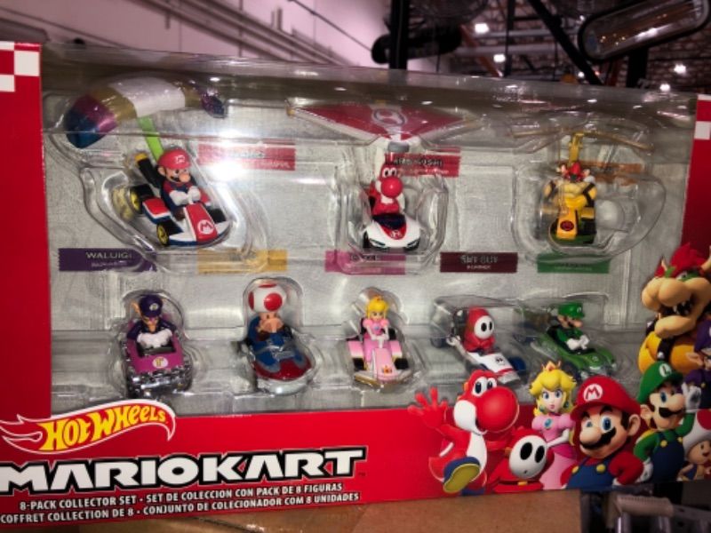 Photo 3 of Hot Wheels Mario Kart Collector Set - 8pk
