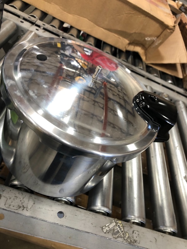 Photo 1 of  Cooker Pressure Alum 6Qt
