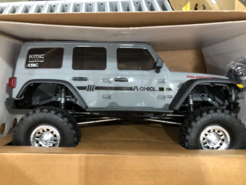 Photo 2 of Axial 1/10 SCX10 III Jeep JLU Wrangler with Portals RTR Gray AXI03003T1
