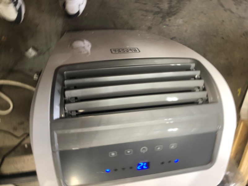 Photo 2 of ***PARTS ONLY*** BLACK+DECKER 8,000 BTU DOE (14,000 BTU ASHRAE) Portable Air Conditioner with Remote Control, White