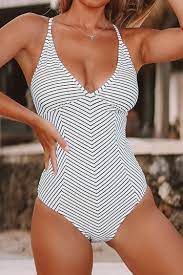 Photo 1 of Cupshe Women's V Neck One Piece Swimsuit Stripe Print Monokini
SIZE M
