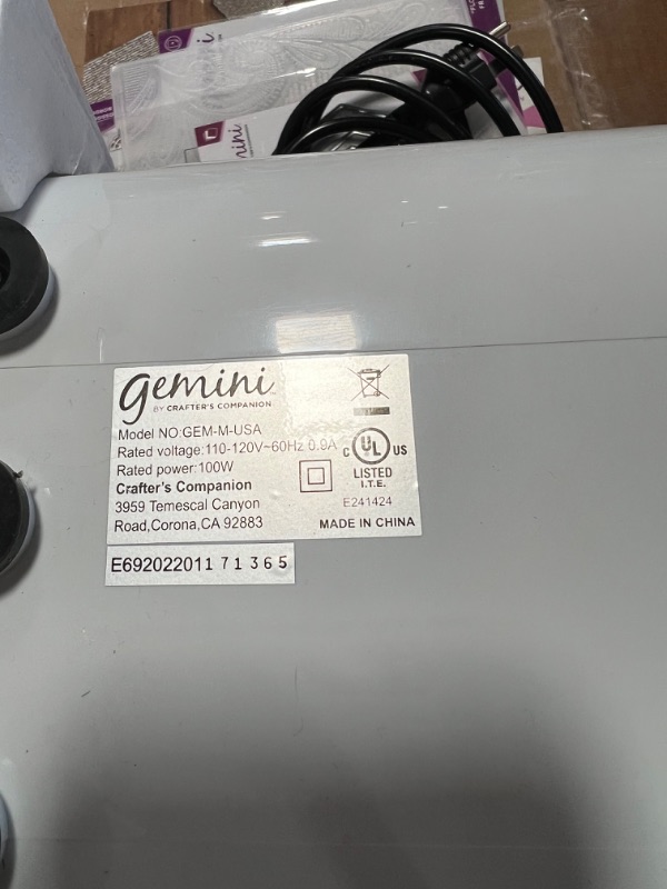 Photo 6 of Crafter's Companion - Gemini - Die Cutting and Embossing Machine Large Platform (9 x 12.5 Inches)
