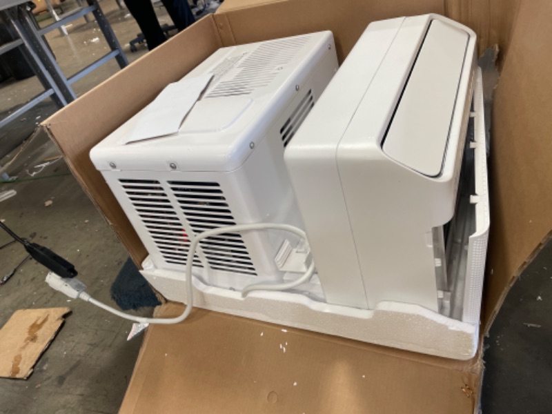 Photo 2 of NONFUNCTIONAL-PARTS ONLY-Midea 12,000 BTU U-Shaped Smart Inverter Window Air Conditioner–Cools up to 550 Sq. Ft., Ultra Quiet with Open Window Flexibility, Works with Alexa/Google Assistant, 35% Energy Savings, Remote Control
