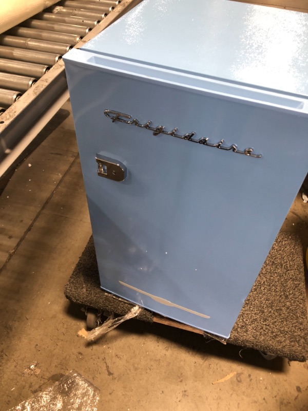 Photo 5 of **PARTS ONLY** Frigidaire 3.2 Cu Ft Retro Mini Fridge With Side Bottle Opener EFR376, Blue
