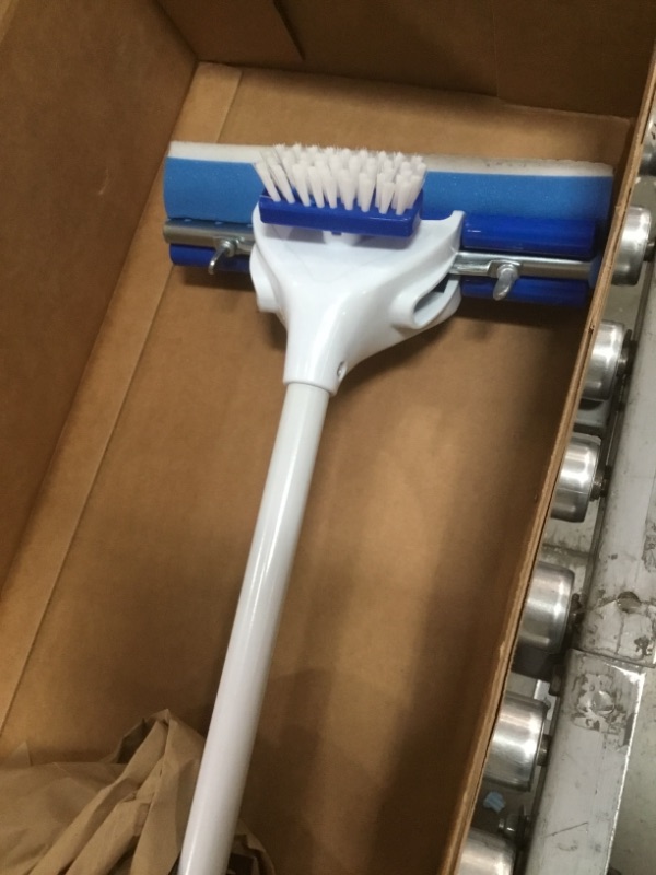 Photo 3 of 1400001 Mr Clean Roller Mop
