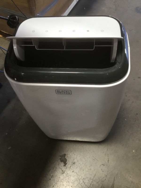 Photo 2 of Black & Decker 8,000 Btu Sacc or 12,000 Btu Ashrae 128 Portable Air Conditioner
