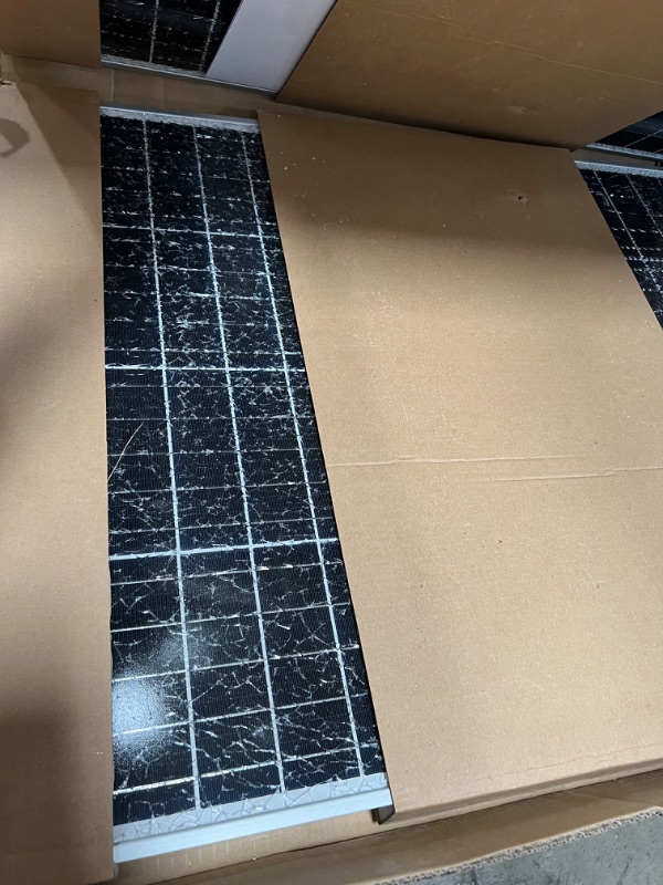 Photo 3 of BOTH SOLAR PANNELS ARE SHADERED!!!! WEIZE 200 Watt 12 Volt Solar Panel Starter Kit, High Efficiency Monocrystalline PV Module for Boat, Caravan, RV and Other Off Grid Applications
