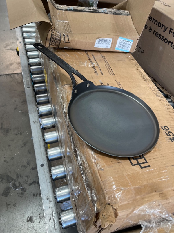 Photo 2 of Bk Black Carbon Steel Crepe Pan, 10" (Part number: CC003091-001)
