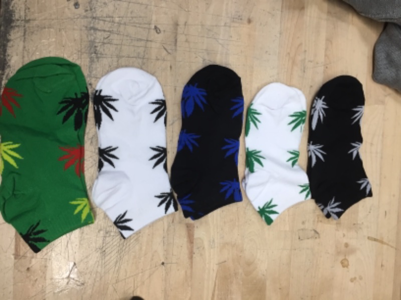 Photo 1 of 5 Pairs Unisex Marijuana Weed Leaf Boat Warm Cotton Socks US Small