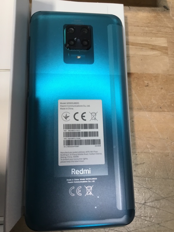 Photo 5 of Xiaomi Redmi Note 9 Pro 6GB/64GB Dual Sim with Tempered Glass Screen Protector - Tropical Green Item opened and unwrapped for photo 