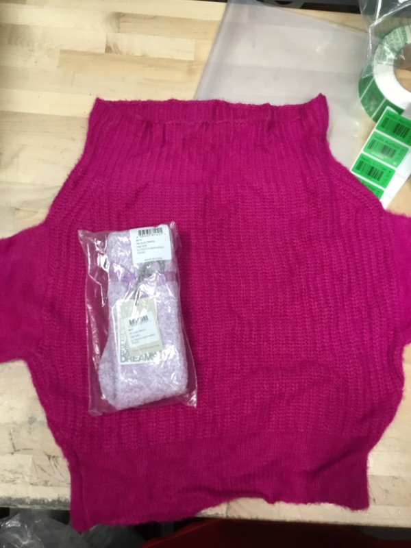 Photo 1 of Bundle of 2
 Barefoot Dreams CozyChic Youth Socks - Heathered Lilac/White Stripe, One Size
Knit cotton Rose Red sweater size Small   