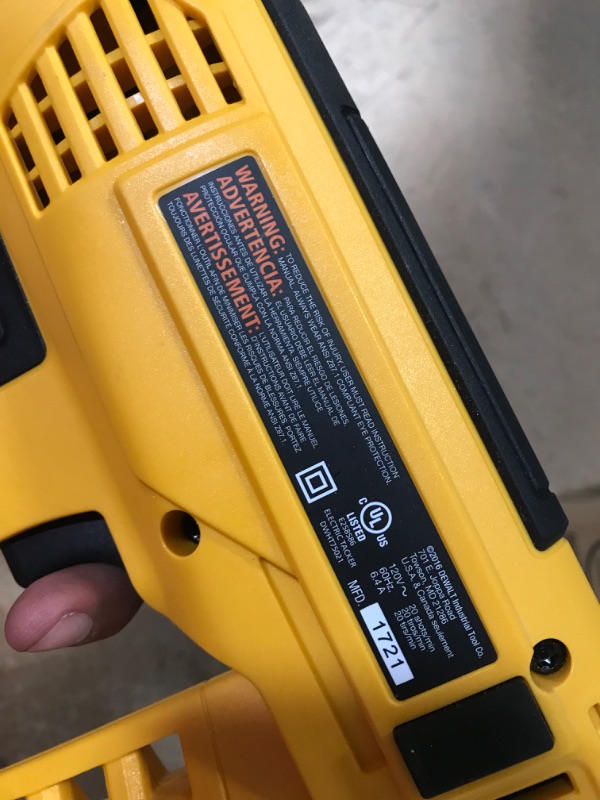 Photo 2 of (DOES NOT FUNCTION)"DeWALT DWHT75021 Heavy Duty Electric 5 in 1 Multi-Tracker"
