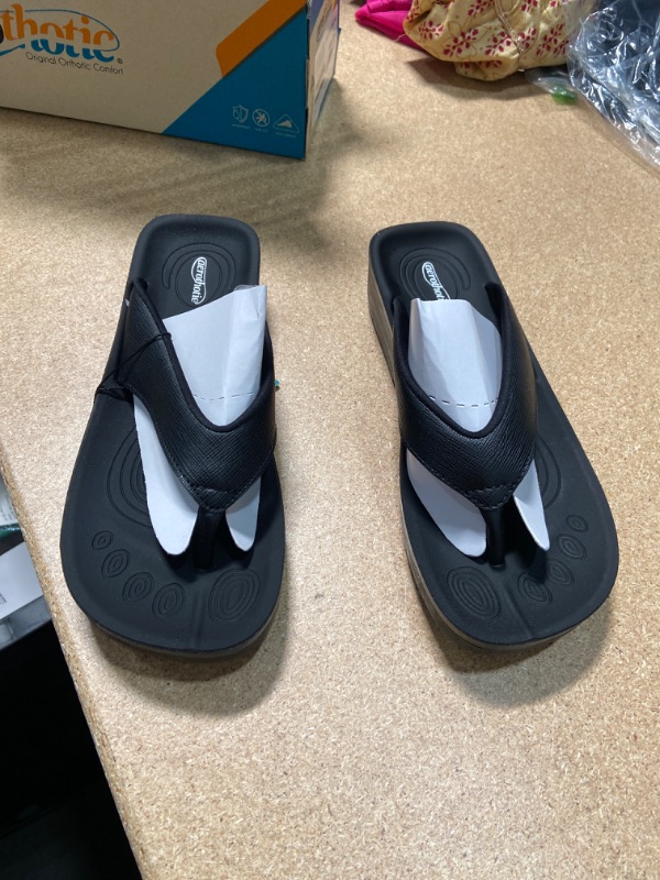 Photo 1 of AEROTHOTIC Original Orthotic Comfort Thong Style Flip Flops Sandals for Women with Arch Support for Comfortable Walk- SIZE 6 
