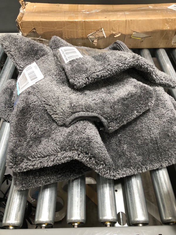 Photo 1 of grey 4pc bathroom rug set