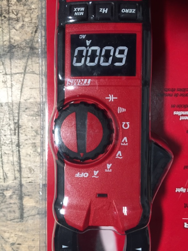 Photo 3 of Milwaukee
600 Amp AC/DC Digital Clamp Meter