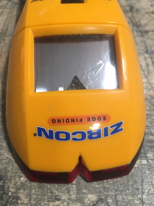 Photo 3 of Zircon
StudSensor HD55 Stud Finder