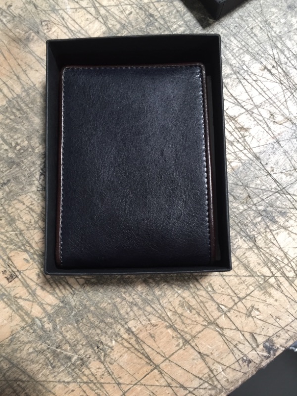 Photo 2 of Bosca Men's Small Bifold Leather Wallet