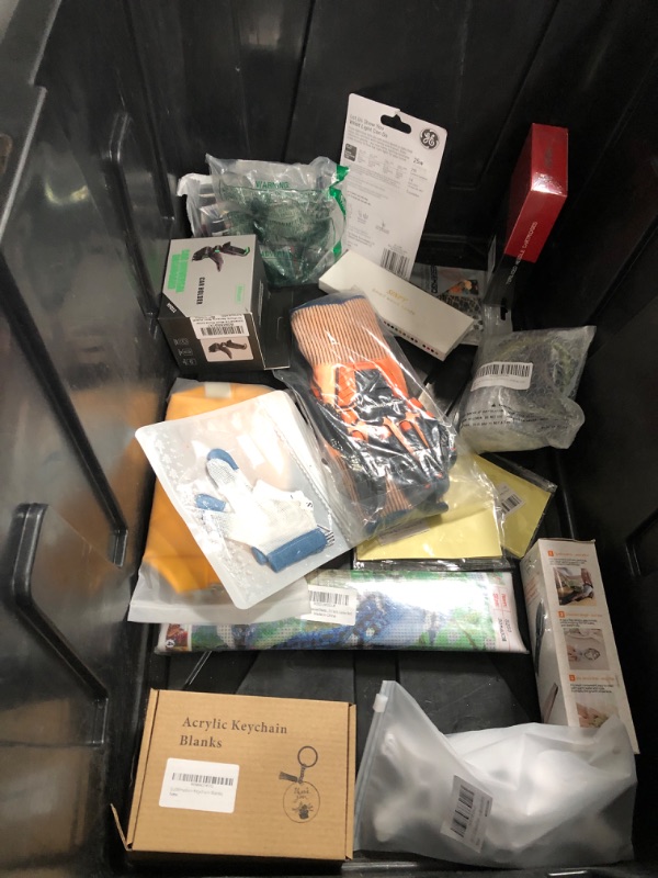 Photo 1 of **NO REFUNDS/RETURNS** Bundle of Assorted AMAZON GOODS
