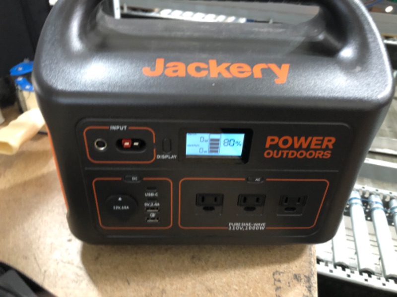 Photo 3 of Jackery Explorer 880 Portable Power Station
