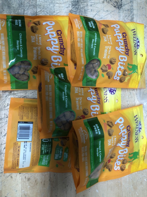 Photo 2 of ** EXP: 15 JUL 2022***   *** NON-REFUNDABLE***   *** SOLD AS IS***
Wellness Puppy Bites Natural Grain Free Crunchy Puppy Treats, Chicken & Carrots Recipe, 6-Ounce Bag

