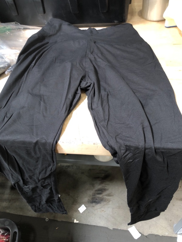 Photo 1 of ** SETS OF 2**
ONE SIZE BLACK LEGGING