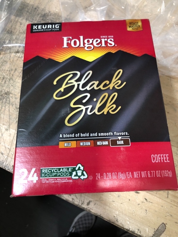 Photo 3 of ** EXP:09 FEB 2022**  *** NON-REFUNDABLE**  ** SOLD AS IS**
Folgers Black Silk Dark Roast Coffee, Keurig K-Cup Pods,24 Count (Pack of 4)

