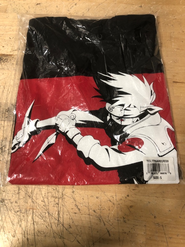 Photo 2 of Bioworld Kakashi Hatake Team 07 Manga Men's Black T-Shirt Tee Shirt
SIZE:SM