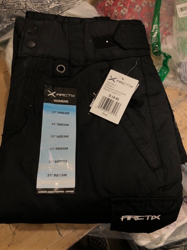 Photo 2 of Arctix Womens Snow Sports Insulated Cargo Pants
SIZE: S ( 4-6) 31 INSEAM