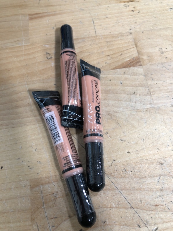 Photo 2 of ** SETS OF 2**
L.A. Girl Pro Conceal HD Concealer 994 Peach Corrector

